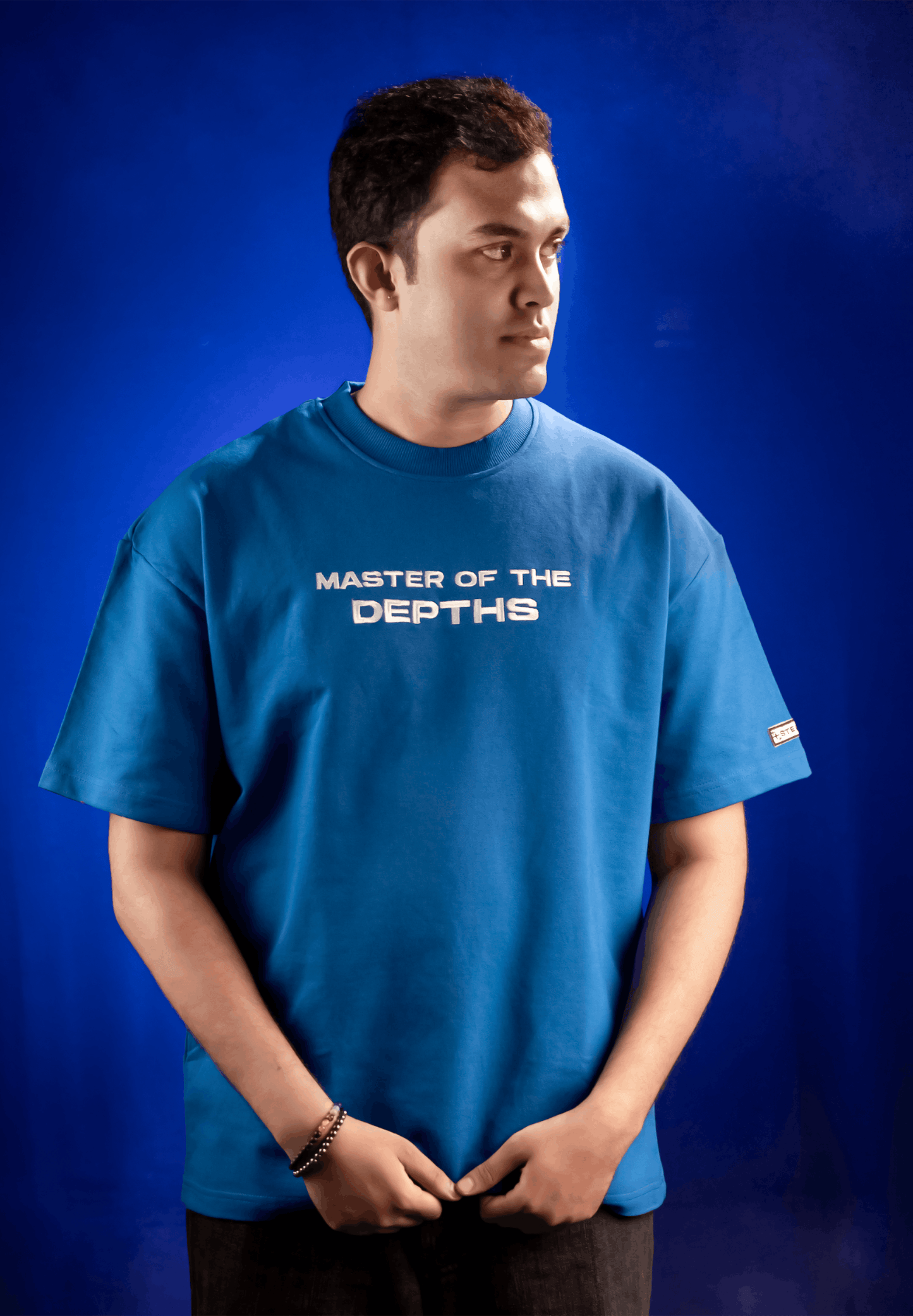 THE DEPTHS - OVERSIZED EMBROIDERED TEE