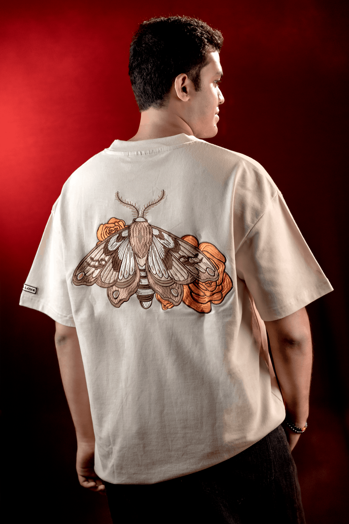 GUIDED BY THE GLOW - UNISEX OVERSIZED EMBROIDERED TEE