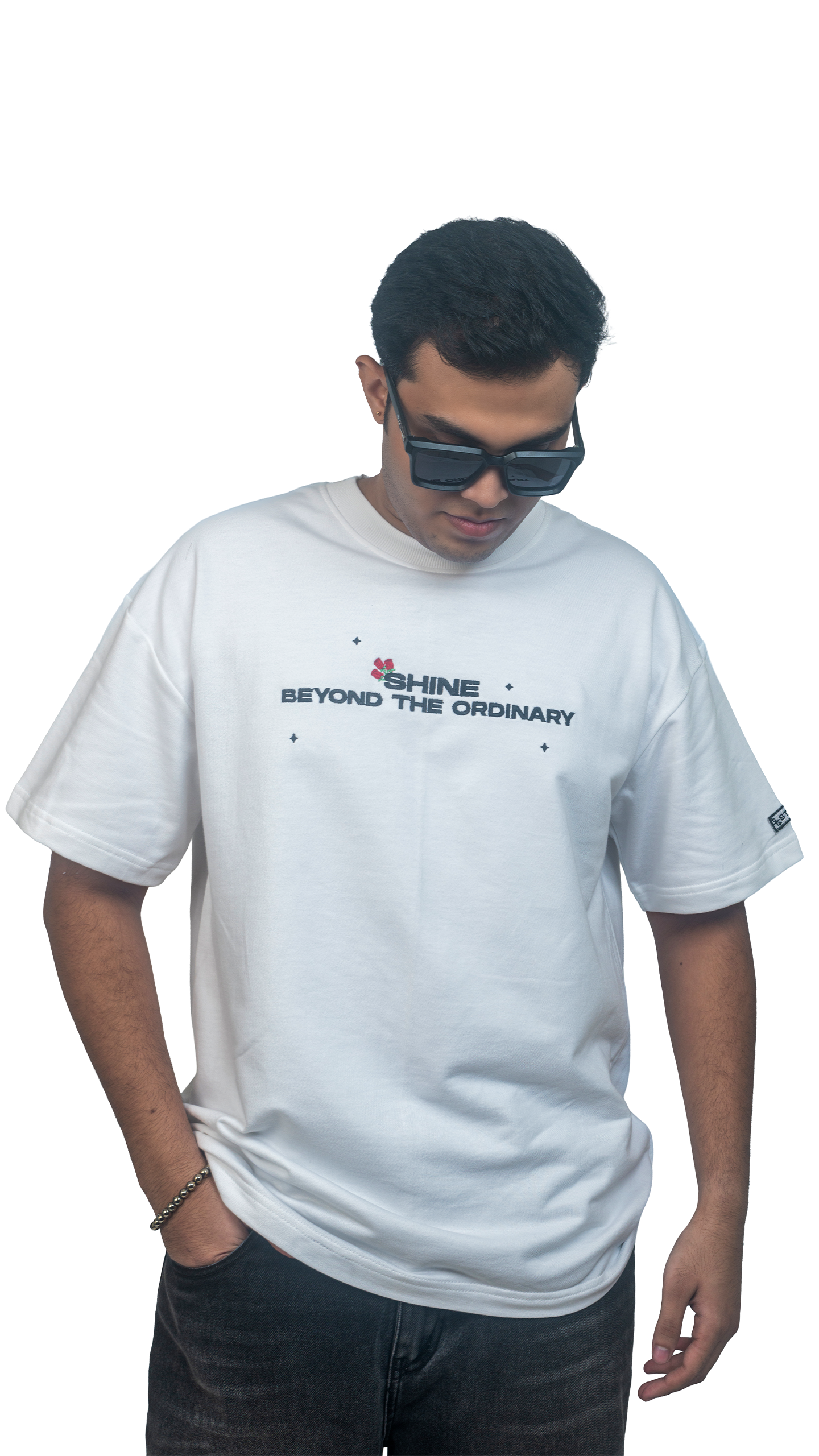 STELLOXE EXCLUSIVE - OVERSIZED EMBROIDERED TEE